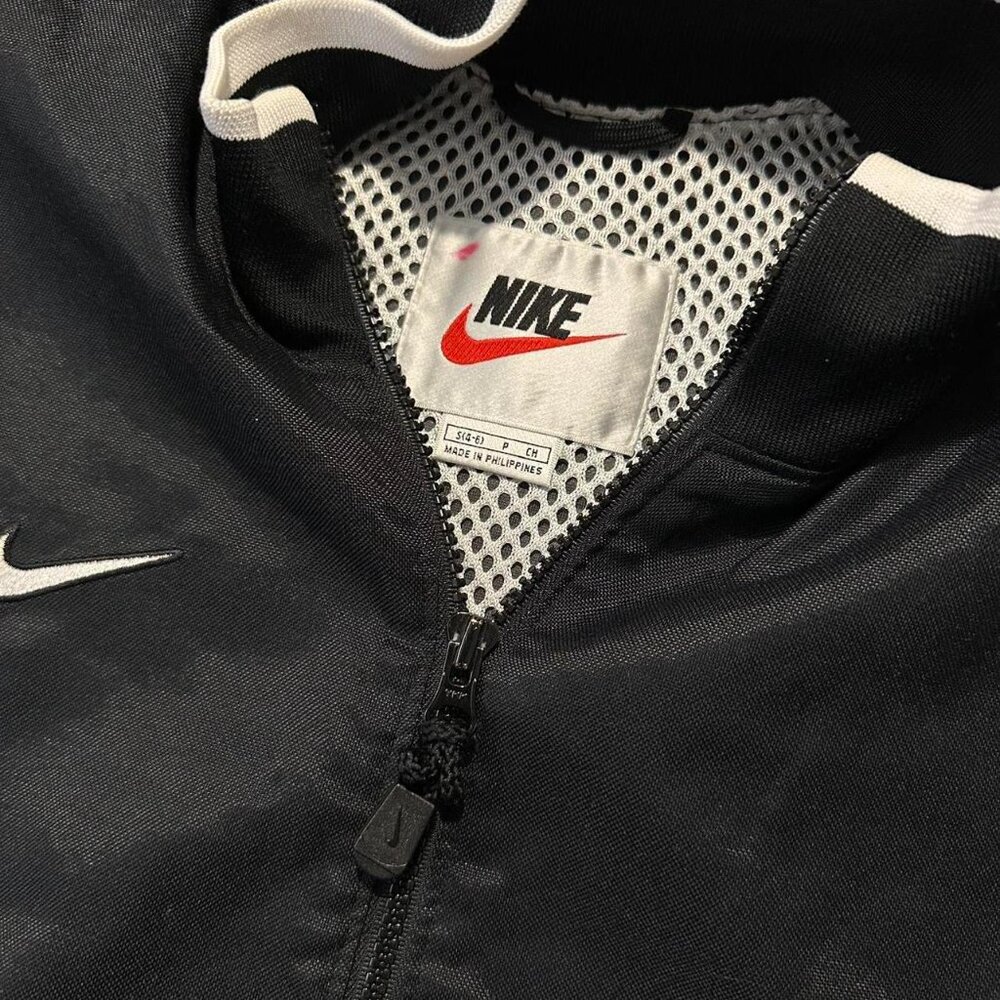 VINTAGE 90s NIKE Black Windbreaker Jacket White Accents - Women's S - Picture 8 of 8